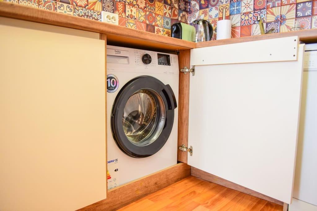 Charming Sunny Apartment+Swimming Pool Св. Св. Константин и Елена Екстериор снимка