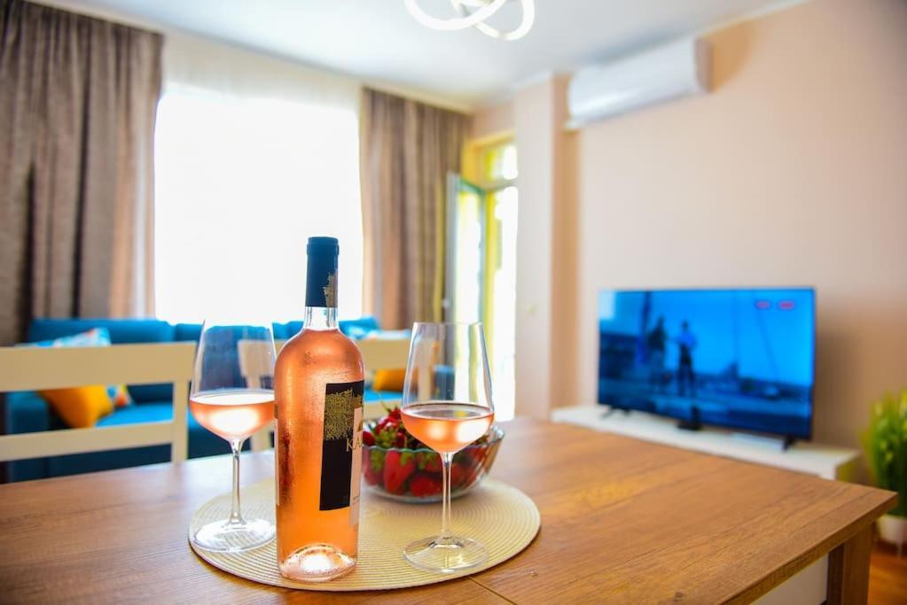 Charming Sunny Apartment+Swimming Pool Св. Св. Константин и Елена Екстериор снимка